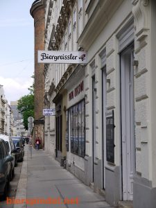 Der Biergreißler in der Nähe vom Theater in der Josefstadt